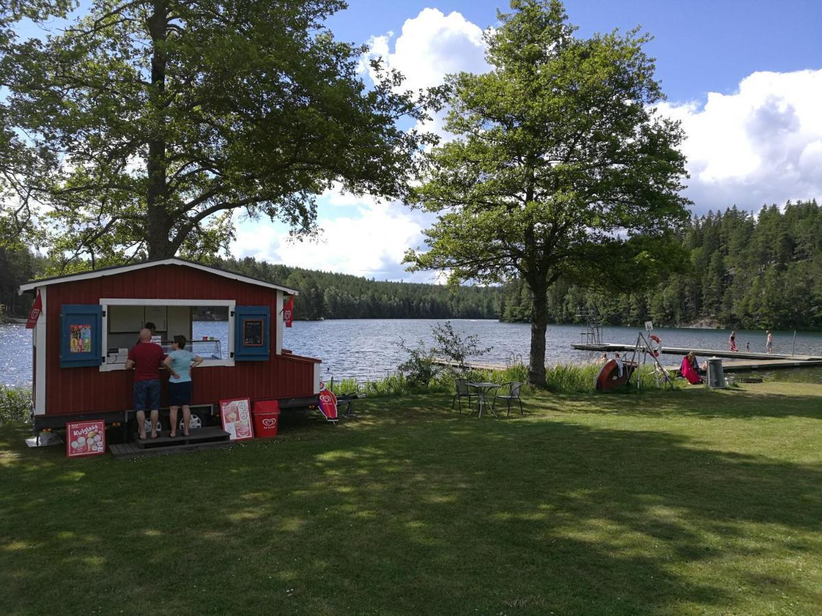 Yxningens Holiday Homes, Cottages And Camping Gusum Luaran gambar