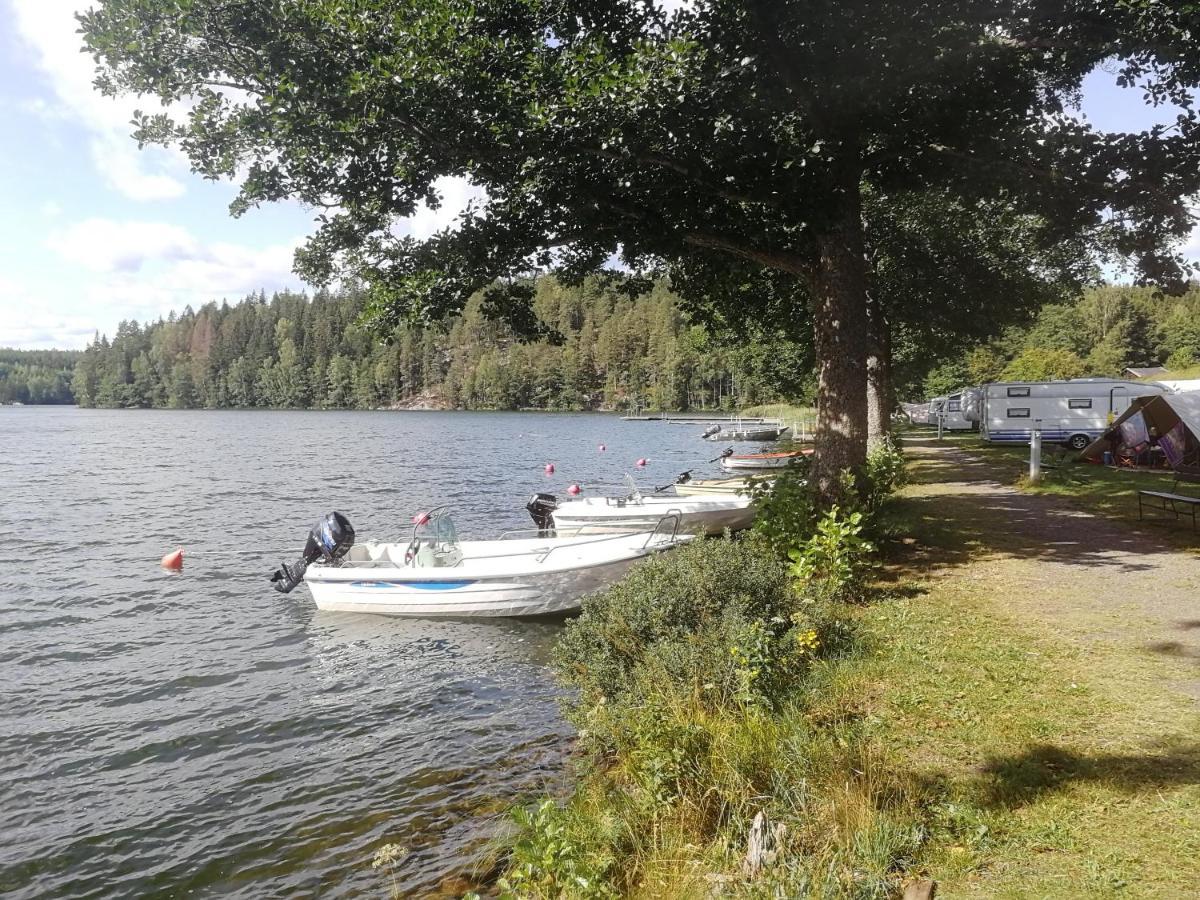 Yxningens Holiday Homes, Cottages And Camping Gusum Luaran gambar