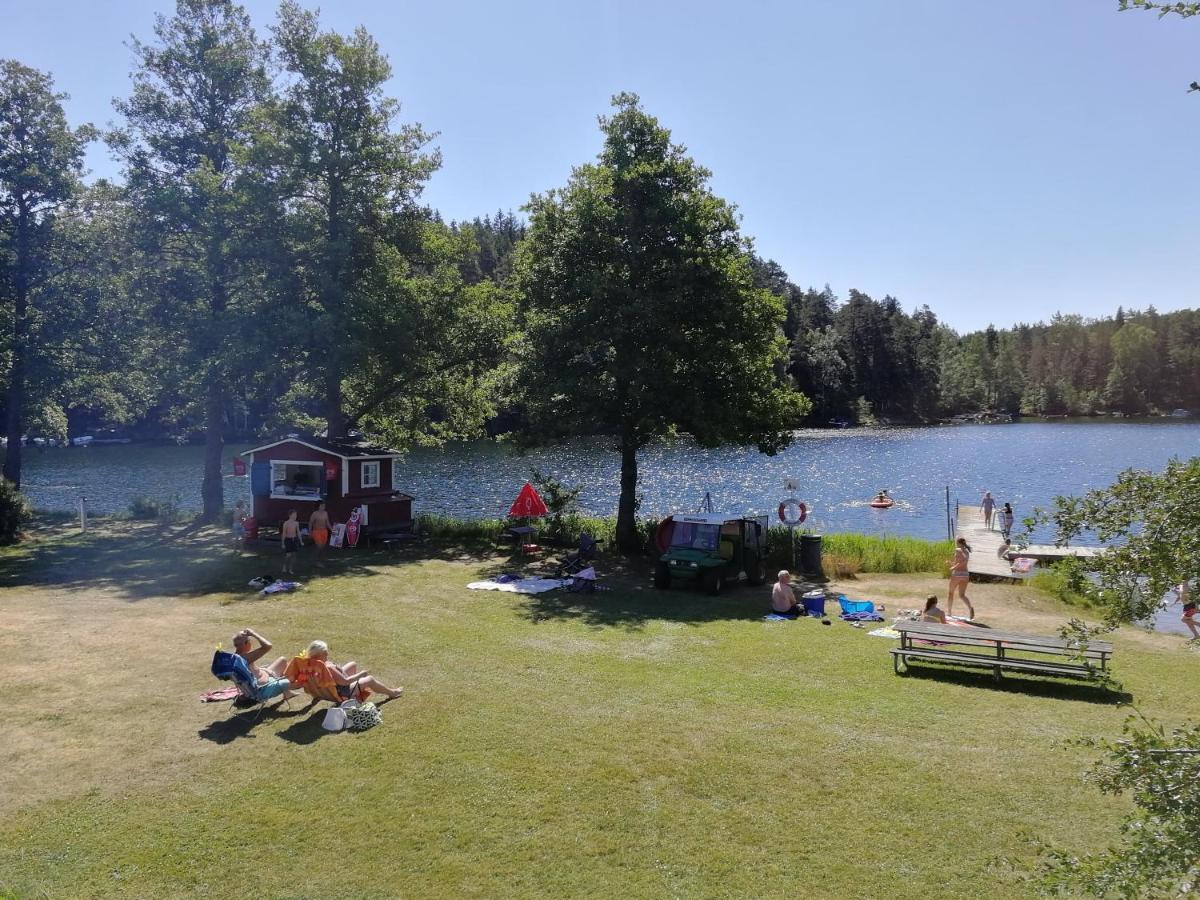 Yxningens Holiday Homes, Cottages And Camping Gusum Luaran gambar