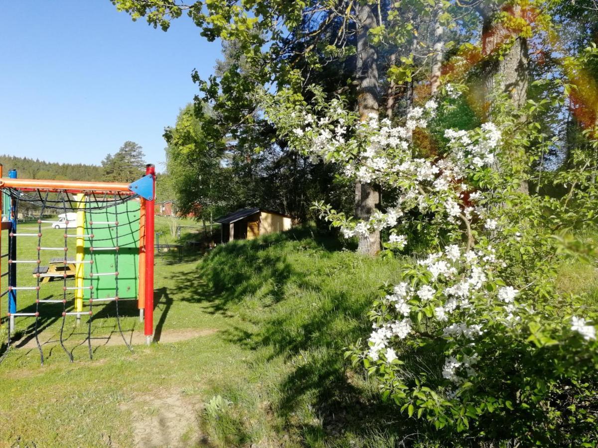 Yxningens Holiday Homes, Cottages And Camping Gusum Luaran gambar