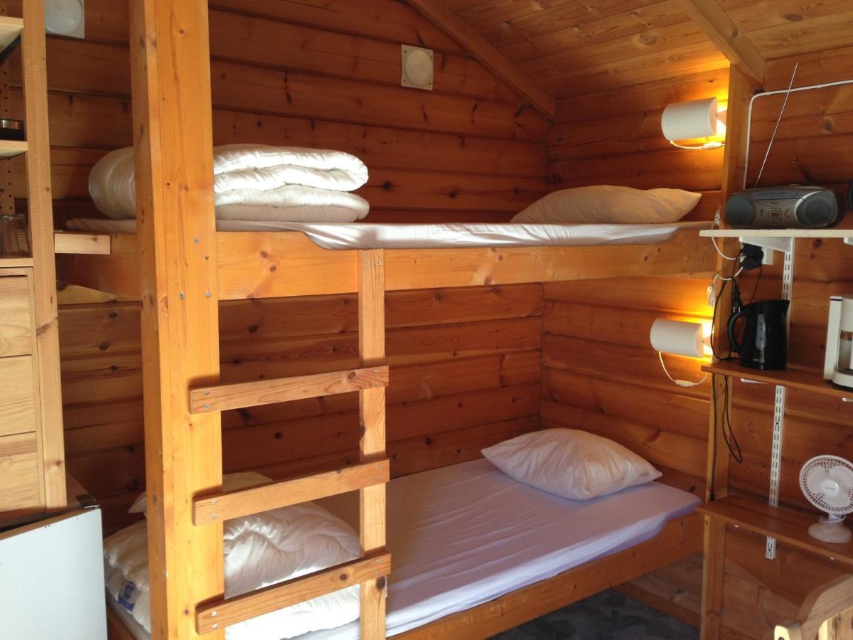 Yxningens Holiday Homes, Cottages And Camping Gusum Luaran gambar